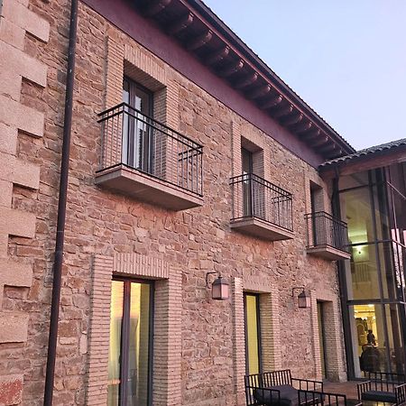 Hotel Villa Marcilla Exterior photo