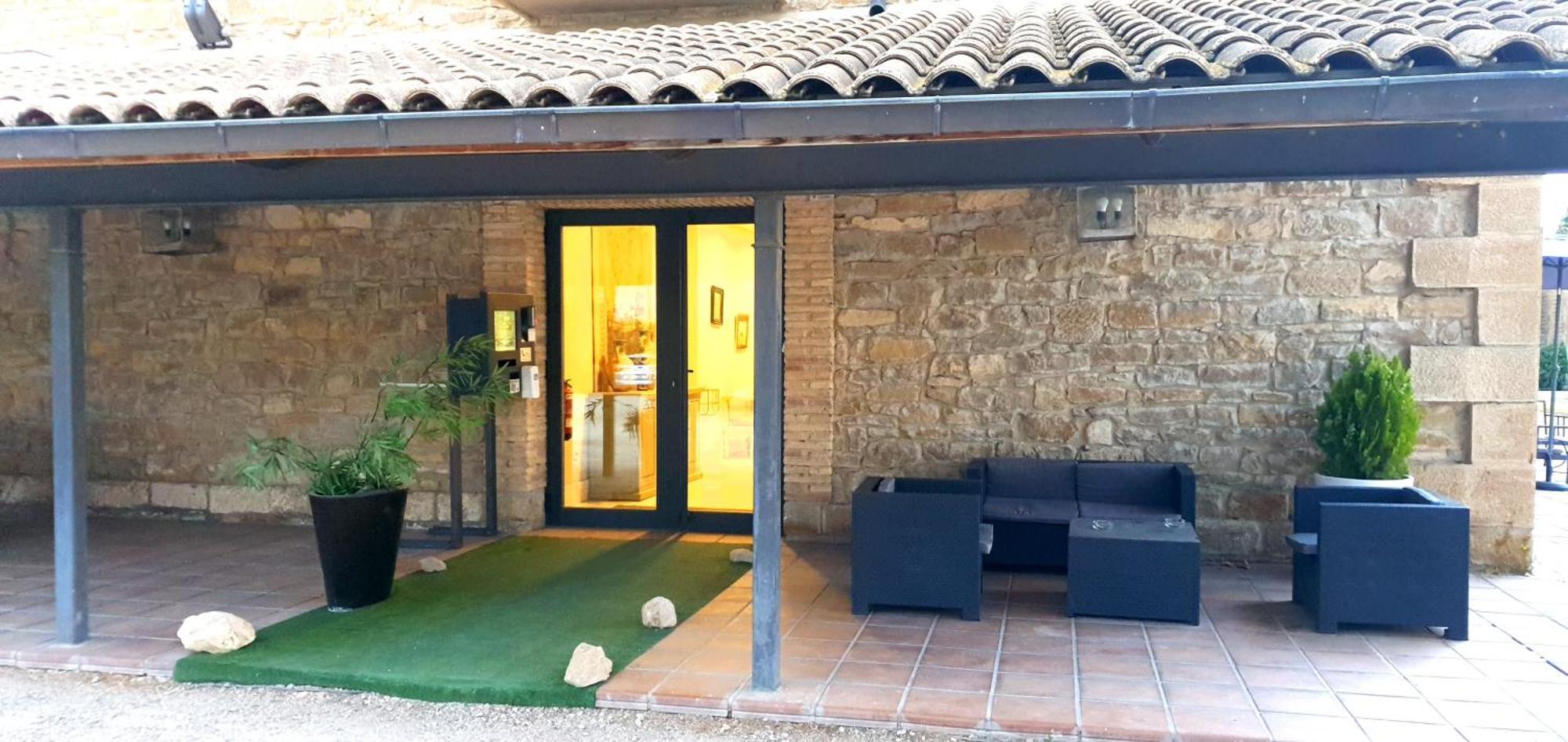 Hotel Villa Marcilla Exterior photo